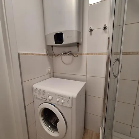 3 Apartment *